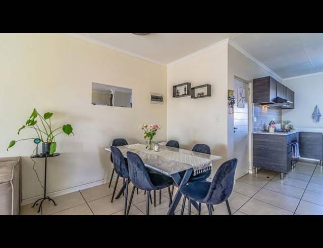 2 BEDROOM APARTMENT FOR SALE IN GREENSTONE CREST